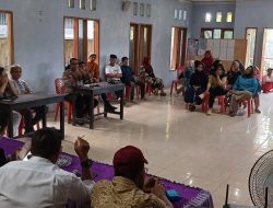 Kecewa Tak Dipekerjakan Kembali, Puluhan Warga Lebo, Parimo Demo di PT. Indonesia Minxing Fruit Trading