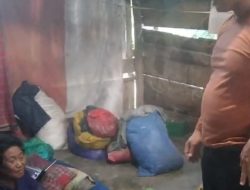 Kanit Opsnal Narkoba Polres Parimo Santuni Warga Kurang Mampu