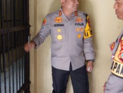 Kapolres Parigi Moutong Kunjungi Polsek Kasimbar, Tekankan Pelayanan Humanis dan Profesional