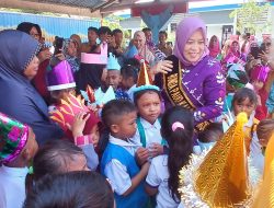 Bunda PAUD Parigi Moutong Tinjau Langsung Pelaksanaan MPLS di Tiga Sekolah