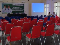 Wakil Bupati Parimo Tegur Keras Peserta Lokakarya yang Datang Terlambat
