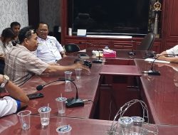 Plt Dirut RSUD Anuntaloko Parigi Cari Solusi agar Puluhan CS Kembali Bekerja