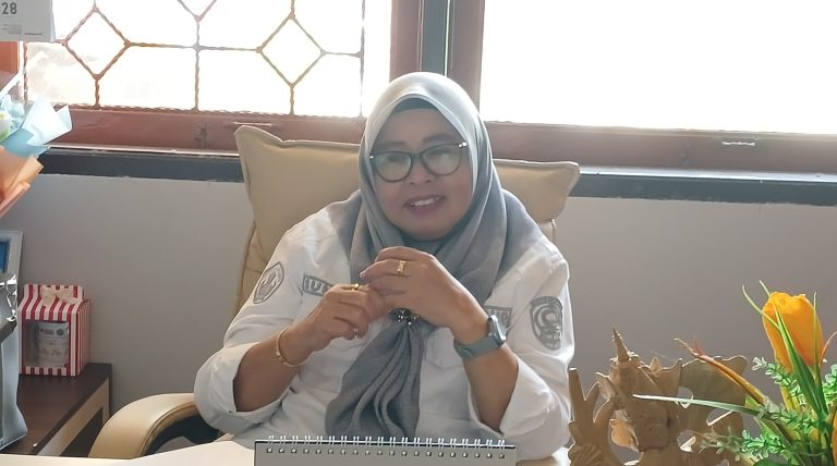 Bantuan Akhir Studi Dihapus, Mahasiswa Parimo Kembali Berjuang Sendiri