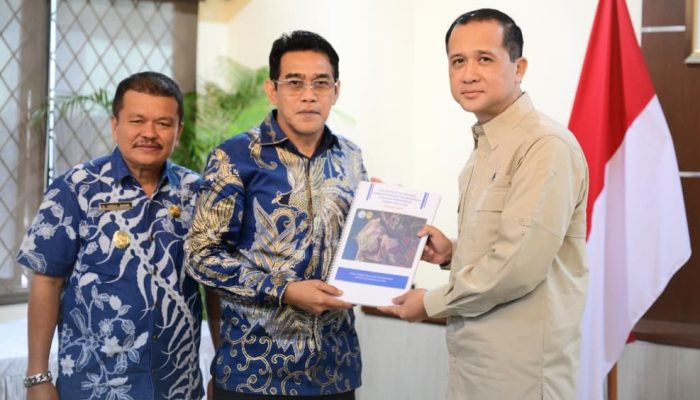 Menteri Dorong Desa Modern, Parigi Moutong Siap Transformasi Kawasan Transmigrasi