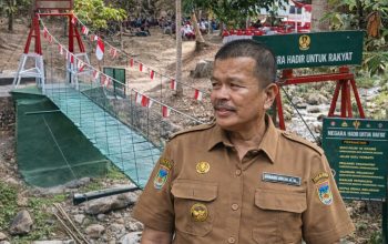 Program 200 Titik Jembatan Garuda Diluncurkan, Akses Desa Terpencil di Parimo Diperkuat