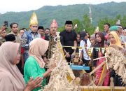 Bupati Dukung Pelestarian Adat dan Pembangunan Rumah Adat di Tomini