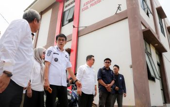 Bupati Erwin Burase Tinjau Asrama Daerah, Soroti WiFi, CCTV hingga Rencana Asrama Putri