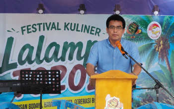 Bupati Parigi Moutong Dukung Pembangunan Tugu Lalampa dan Pusat Kuliner Toboli