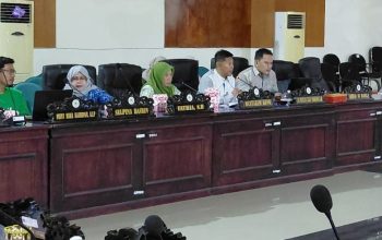 Kadis Perpustakaan Parigi Moutong Jelaskan Pengelolaan DAK Rp11 Miliar di Hadapan Pansus LHP BPK