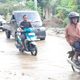 Jalur Trans Sulawesi Desa Avolua Sempat Lumpuh, Kini Arus Lalu Lintas Berangsur Normal